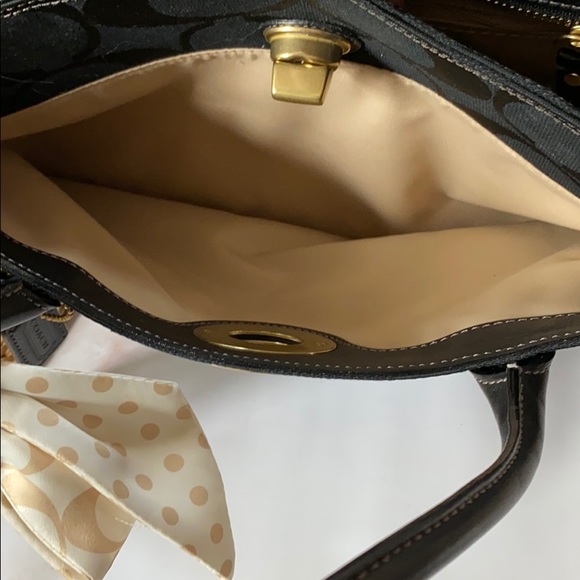 🎉 Host Pick 🎉 EUC- Rare Coach Hampton tote bag - Picture 4 of 12